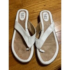 B.O.C. White Thong Sandals Comfort Casual Summer Shoes Size 9M